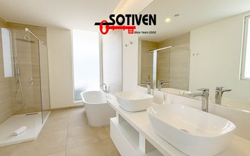 Property slide 44