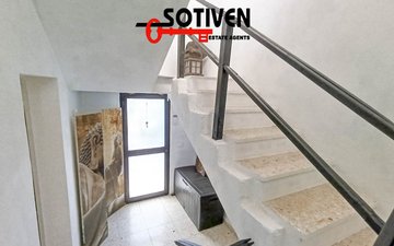 Property slide 14