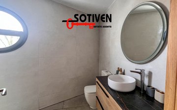 Property slide 10