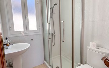Property slide 39