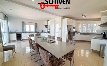 Property slide 48