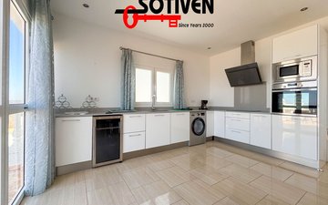 Property slide 50