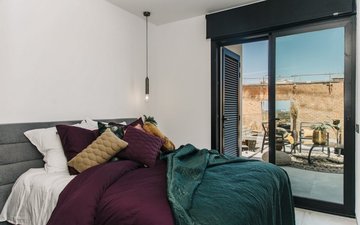 Property slide 17