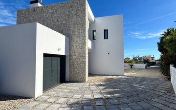 Property slide 30