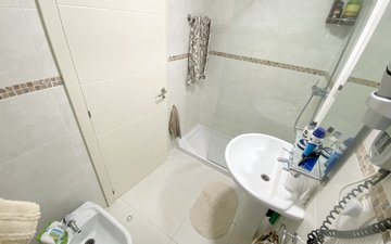 Property slide 20