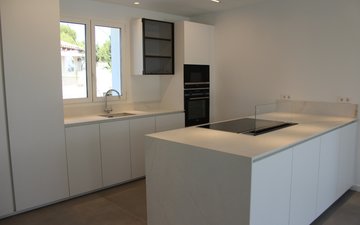 Property slide 10