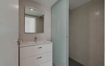Property slide 22