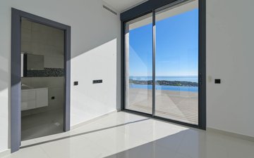 Property slide 24