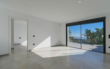 Property slide 25