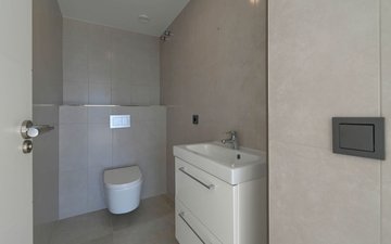 Property slide 30