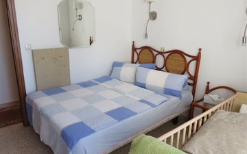 Property slide 44