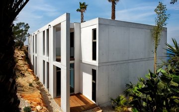 Property slide 10