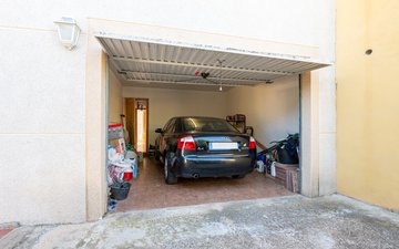 Property slide 22