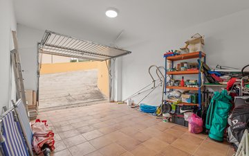 Property slide 44