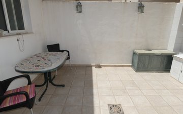 Property slide 10