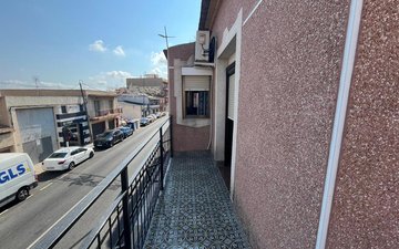 Property slide 10