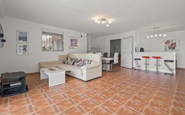 Property slide 39