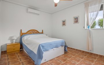 Property slide 44
