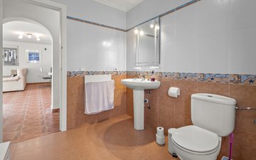 Property slide 48