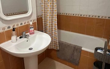 Property slide 25