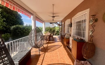 Property slide 25