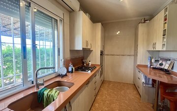 Property slide 31