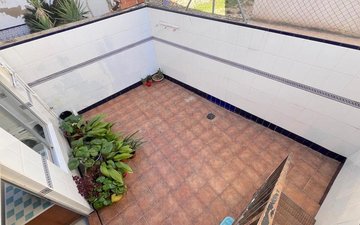 Property slide 17