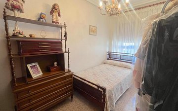 Property slide 40