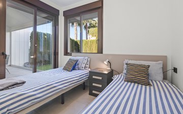 Property slide 40