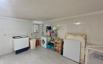 Property slide 31