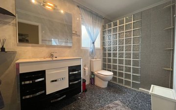 Property slide 24
