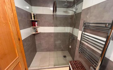 Property slide 17