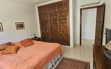 Property slide 44