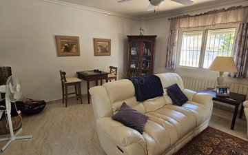 Property slide 25