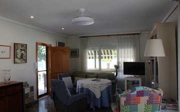 Property slide 6
