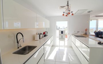 Property slide 17