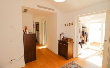 Property slide 39