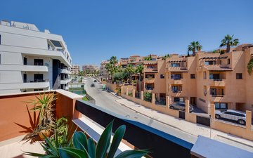 Slajd nieruchomości 2