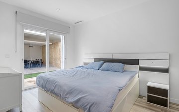 Property slide 17