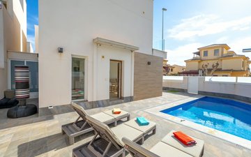 Property slide 20