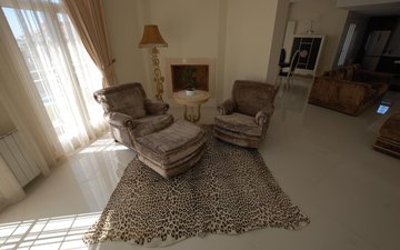 Property slide 21