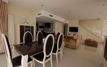 Property slide 22