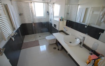 Property slide 31
