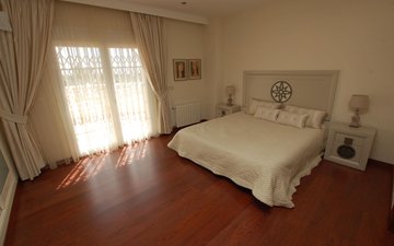 Property slide 25