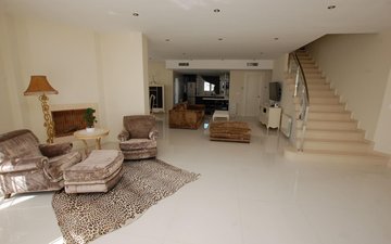 Property slide 15