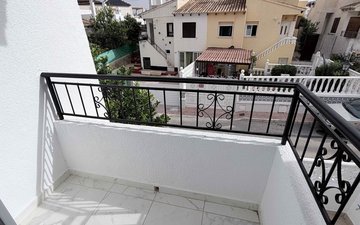 Property slide 17
