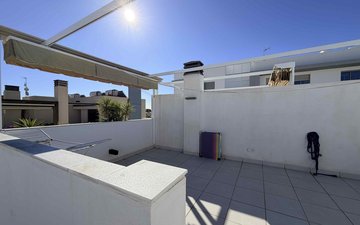 Property slide 25