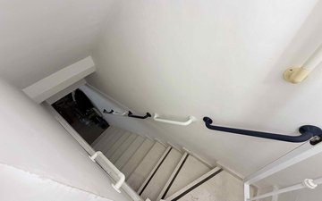 Property slide 32