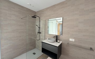 Property slide 50