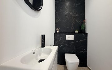 Property slide 32